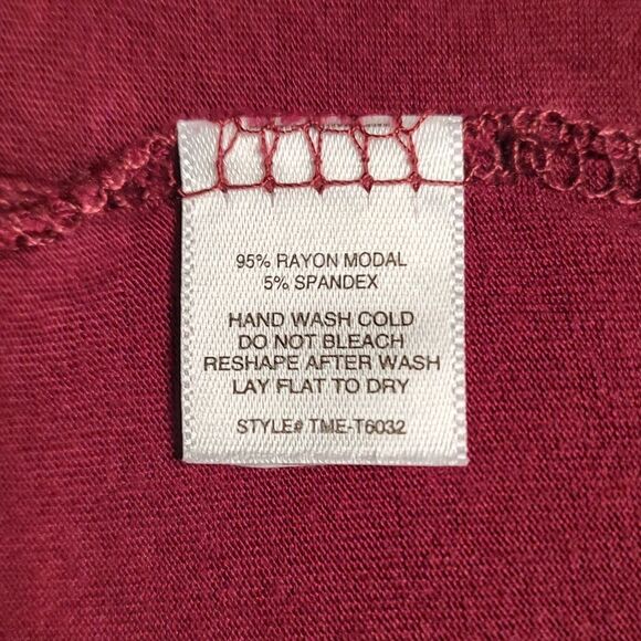 Burgundy Workout Muscle Tank - Picture 4 of 4